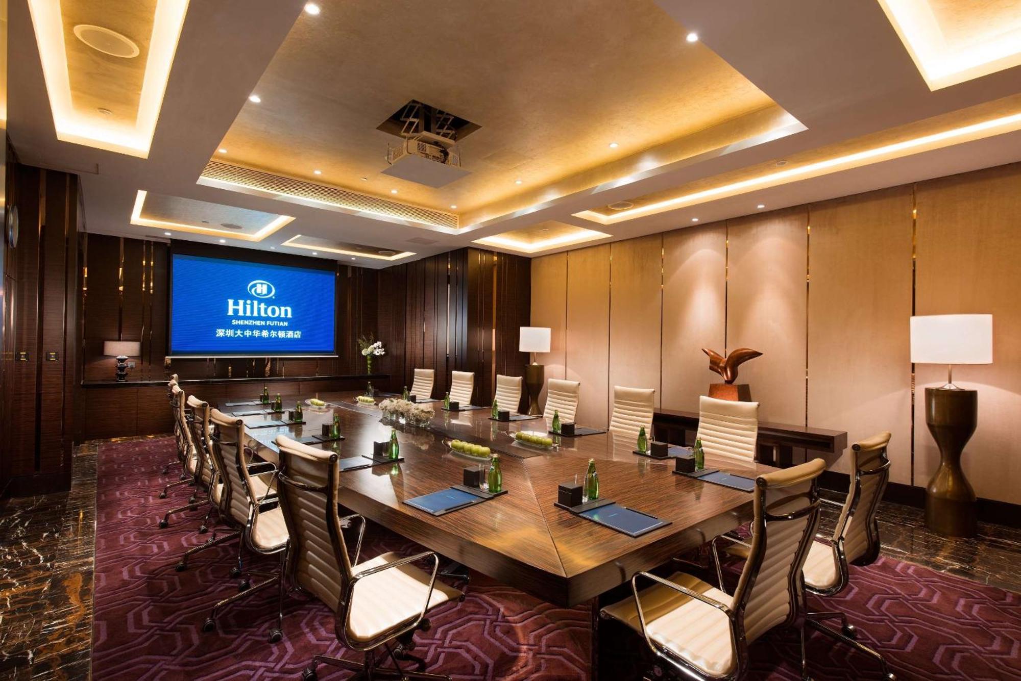 Hilton Shenzhen Futian, Metro Station At Hotel Front Door, Close To Futian Convention & Exhibition Center Dış mekan fotoğraf