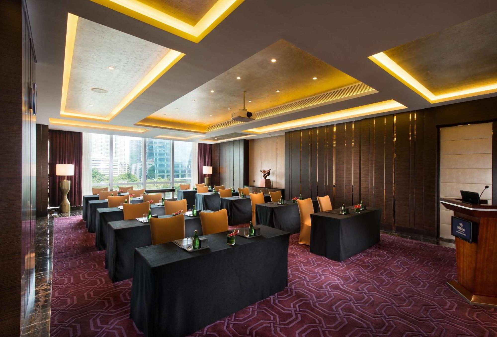 Hilton Shenzhen Futian, Metro Station At Hotel Front Door, Close To Futian Convention & Exhibition Center Dış mekan fotoğraf