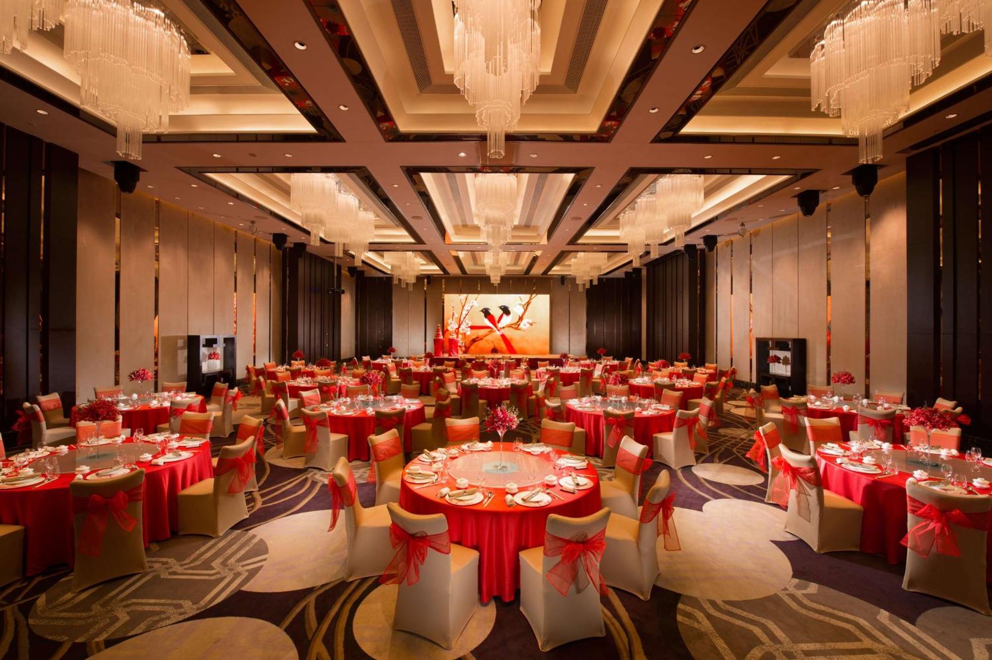 Hilton Shenzhen Futian, Metro Station At Hotel Front Door, Close To Futian Convention & Exhibition Center Dış mekan fotoğraf