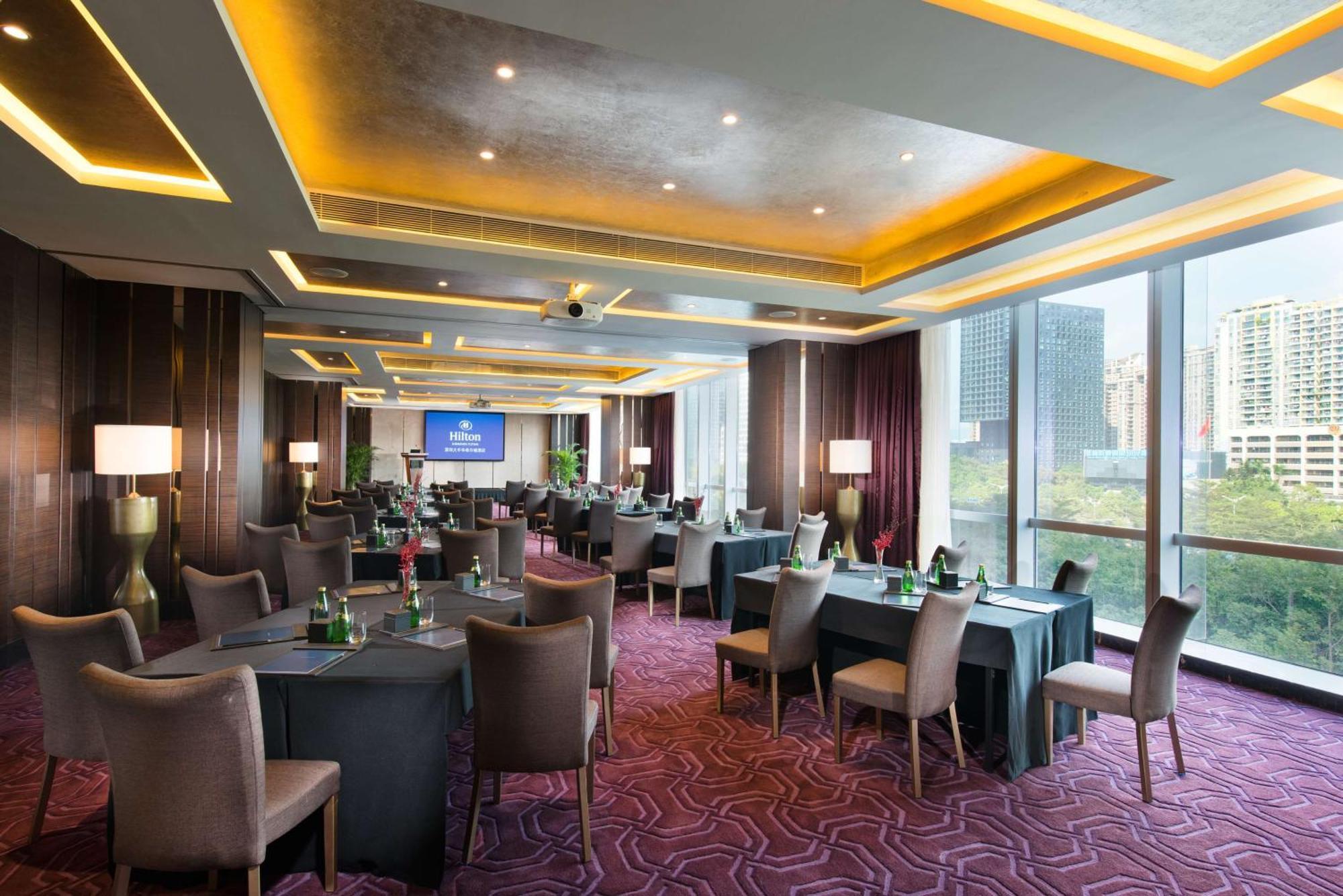 Hilton Shenzhen Futian, Metro Station At Hotel Front Door, Close To Futian Convention & Exhibition Center Dış mekan fotoğraf